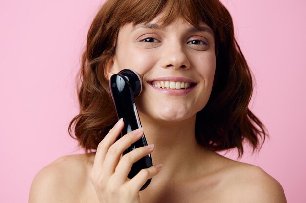 Szczoteczka soniczna do twarzy jak często używać by cieszyć się zdrową skórą?