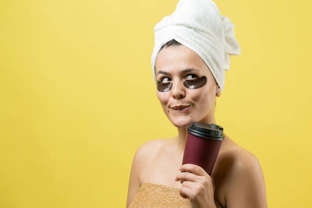 Co daje peeling kawowy i kiedy warto po niego sięgnąć?