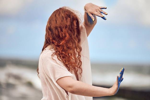 Jak chronić włosy przed wysoką temperaturą podczas stylizacji?