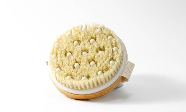 Szczotka do masażu na sucho jaką wybrać do codziennej pielęgnacji?